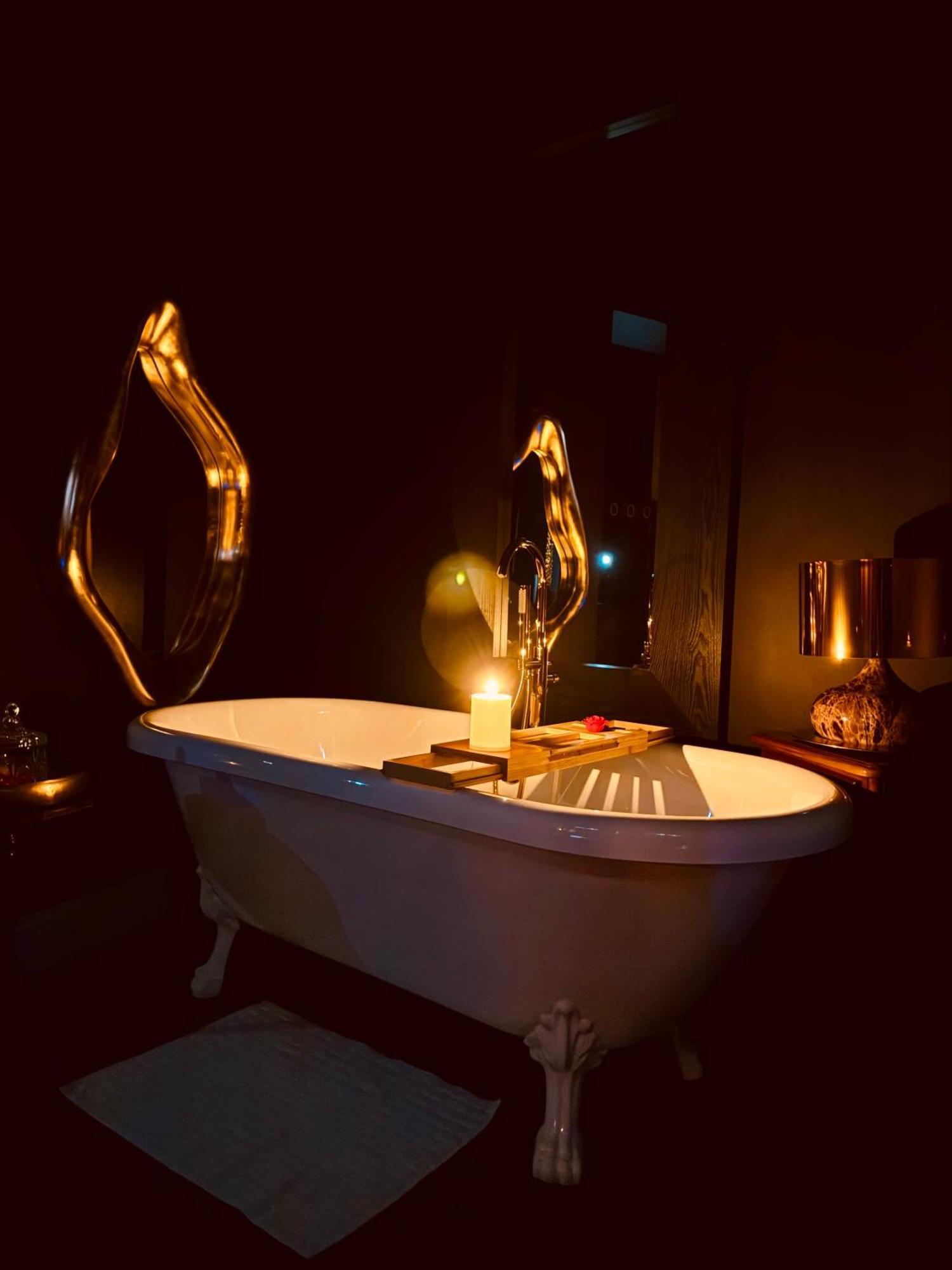 Love Room La Croix De Saint Andre Εξωτερικό φωτογραφία